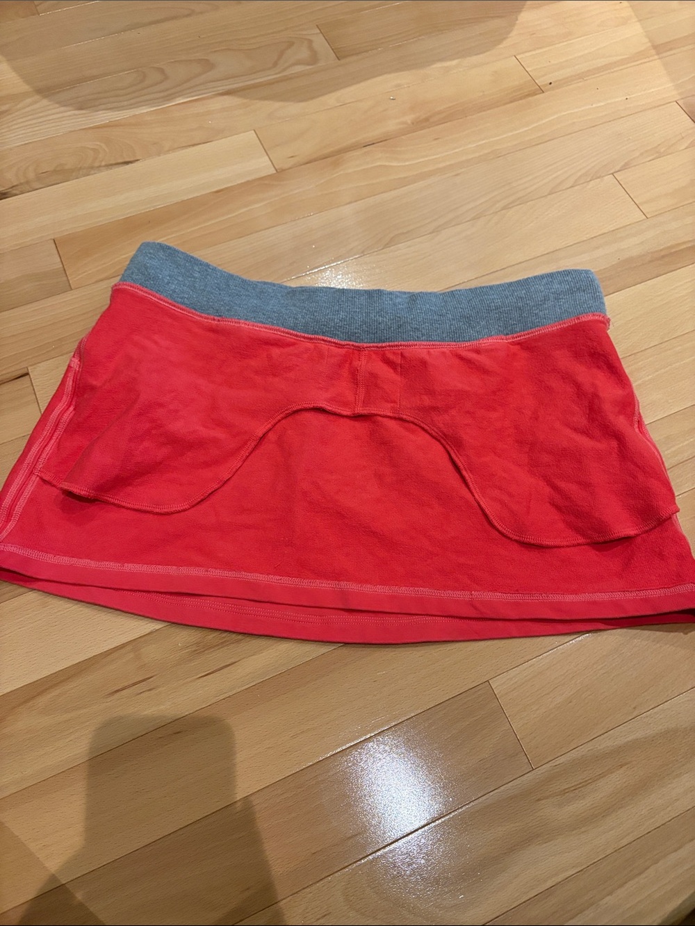 Lululemon Athletica Coral Pink Terry Mini Skirt with Gray Waistband - size 8 - Picture 15 of 16